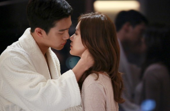 Ngoại tình 11 năm không bị vợ phát hiện, người đàn ông chỉ ra 5 lầm tưởng của phụ nữ về những ông chồng hư