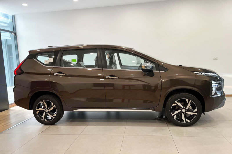 Mitsubishi Xpander giảm giá mạnh, quyết giữ vững ‘ngôi vương’ phân khúc MPV