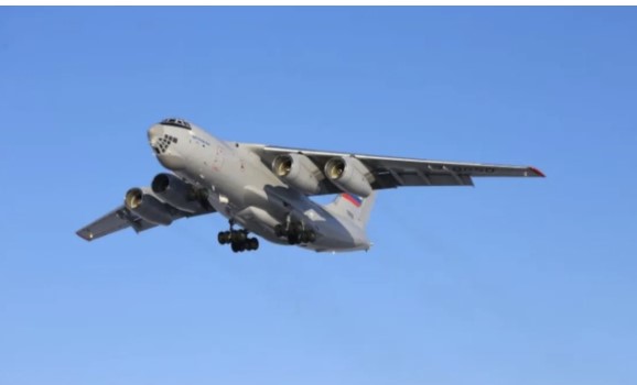 Lần đầu tiên trong 29 năm: Siêu phẩm Nga sẽ có màn ra mắt lịch sử trước 100.000 người, sức nóng lan mạnh mẽ