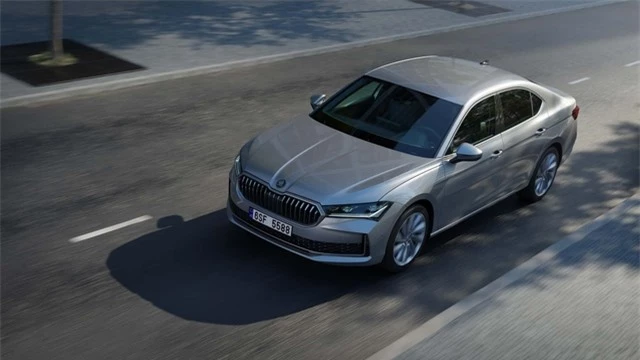 Skoda Superb đời mới chính thức ra mắt - Ảnh 4.