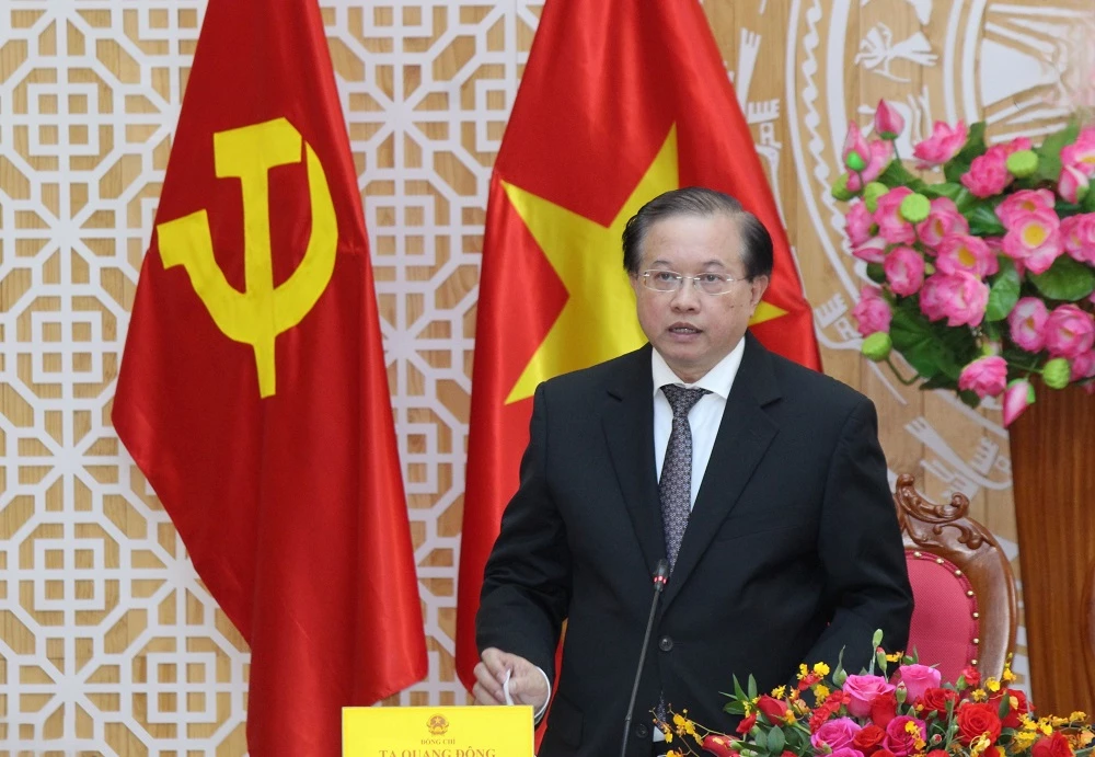 Thứ trưởng Bộ VHTT&DL Tạ Quang Đông giới thiệu về Liên hoan phim Việt Nam lần thứ 23.