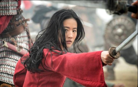 Soi b&#x1EE9;c tranh c&#x1ED5; th&#x1EDD;i Thanh, dung m&#x1EA1;o th&#x1EAD;t c&#x1EE7;a n&#x1EEF; t&#x1B0;&#x1EDB;ng M&#x1ED9;c Lan &#x111;&#xE3; l&#x1ED9; di&#x1EC7;n - D&#xE2;n m&#x1EA1;ng x&#xF4;n xao: L&#x1B0;u Di&#x1EC7;c Phi kh&#xF4;ng gi&#x1ED1;ng t&#xED; n&#xE0;o!