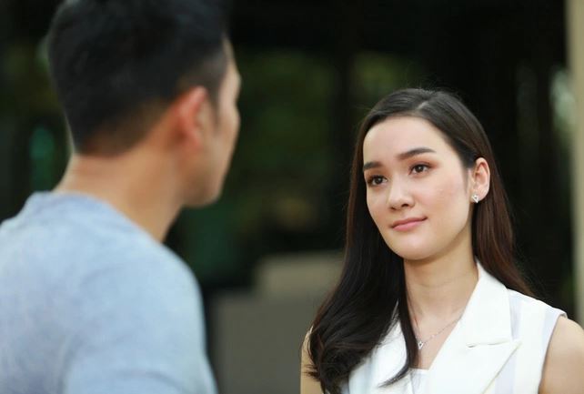 Chồng quát 'chỉ biết ăn bám', vợ liền cho xem 1 dòng tin nhắn khiến anh trố mắt rồi đột ngột nịnh nọt chị hết lời