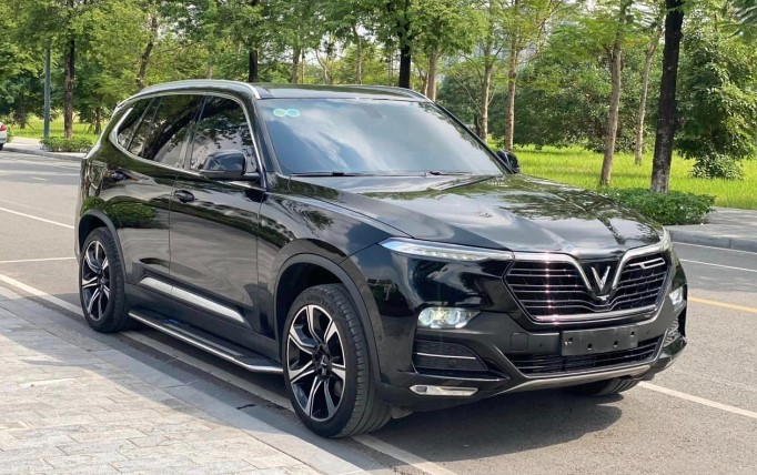 Sau 2 năm lăn bánh, VinFast Lux SA2.0 chạy lướt rao bán lại với mức giá khó tin