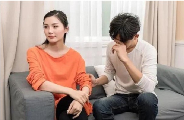 Khi đàn ông im lặng ở 3 thời điểm này, chứng tỏ trong lòng anh ta không hề có bạn