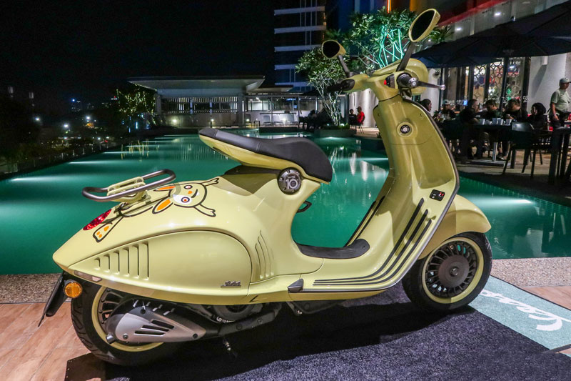 CLIP: Cận cảnh Vespa 946 10 Anniversario phiên bản giới hạn vừa về Việt Nam, giá ngang Hyundai Grand i10