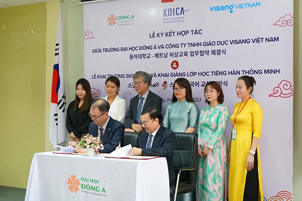 Ký kết hợp tác giữa Đại học Đông Á và Công ty TNHH Giáo dục Visang Việt Nam. 
