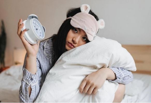 Tại sao bạn thức dậy lúc 3-4 giờ sáng? Cẩn thận hai bộ phận này của cơ thể có thể bị tắc nghẽn