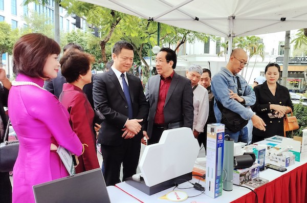 Khai mạc tuần lễ kết nối, giới thiệu sản phẩm ứng dụng khoa học công nghệ và đổi mới sáng tạo