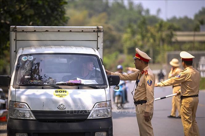 Đề xuất thay đổi nhiều quy định liên quan đến quản lý vận tải bằng xe ô tô
