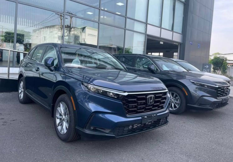 Vừa ra mắt, Honda CR-V 2024 đã giảm giá, bản thấp nhất chưa tới 1,1 tỷ