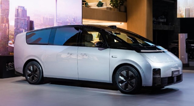 
MPV thiết kế như tàu cao tốc nhận 10.000 đơn đặt hàng dù chưa công bố giá