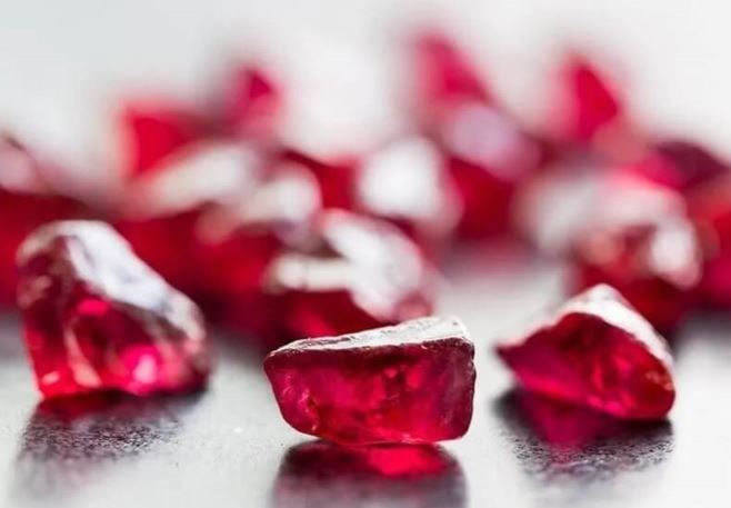 'Ruby đỏ' của Việt Nam ngon đến mức người Trung Quốc cũng phải tấm tắc khen: Xuất khẩu mỗi năm hàng trăm nghìn tấn, chất lượng tốt nhất thế giới