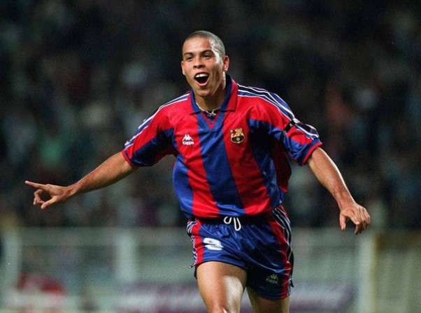 Hé lộ căn bệnh khiến 'Người ngoài hành tinh' Ronaldo tăng cân mất kiểm soát