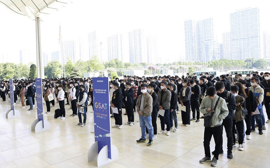 Hàng trăm kỹ sư, cử nhân tham gia vòng thi kiểm tra năng lực Samsung toàn cầu