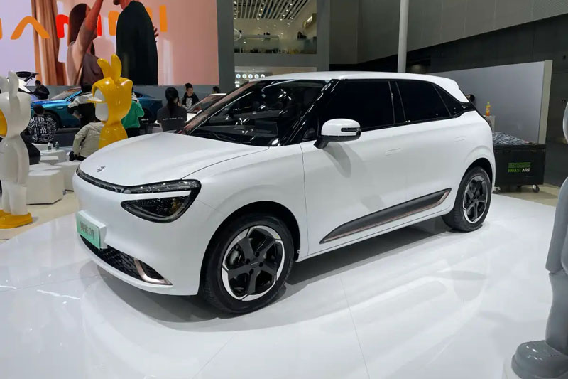 Xe điện phạm vi hoạt động 430 km, sạc 8 phút di chuyển 200 km, giá ‘hạt dẻ’