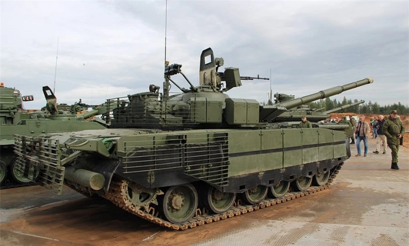 Lính Nga nói về ưu điểm vượt trội của 'xe tăng im lặng' T-80