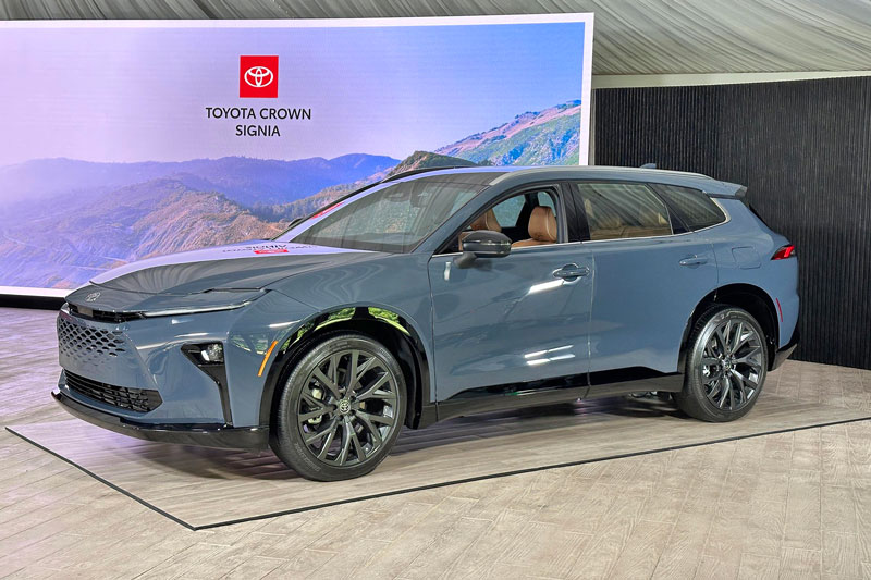 CLIP: Cận cảnh SUV hoàn toàn mới của Toyota, cạnh tranh Hyundai Santa Fe