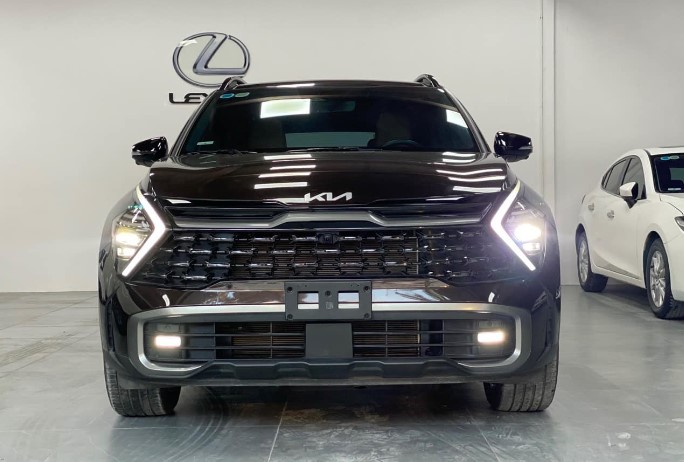 Mới lăn bánh 1 năm, Kia Sportage "siêu lướt" rớt giá khó tin