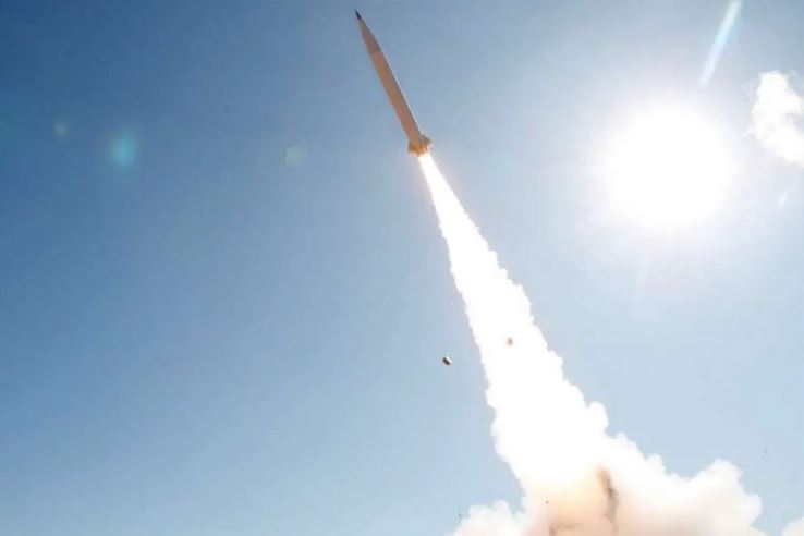 Quân sự thế giới hôm nay (19/11): Ấn Độ ra mắt mũ chống đạn Kavro Doma 360, Mỹ thử nghiệm tên lửa PrSM Inc 1