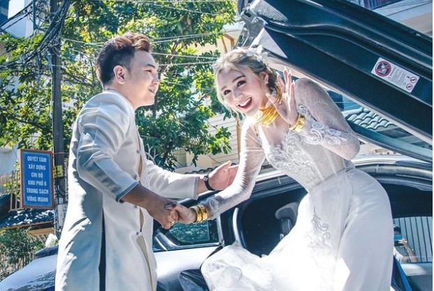 2 hot girl đình đám làm dâu nhà hào môn: 18 tuổi lên xe hoa, dùng 'bí quyết riêng' để được nhà chồng yêu quý