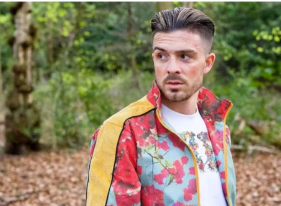 Phong cách thời trang 'kỳ dị' của dàn sao bóng đá thế giới: Ngôi sao Man City không có đối thủ