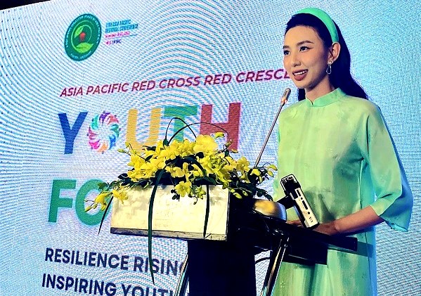 Hoa hậu Thùy Tiên kêu gọi thanh niên giữ ngọn lửa nhiệt huyết ứng phó các thảm họa

