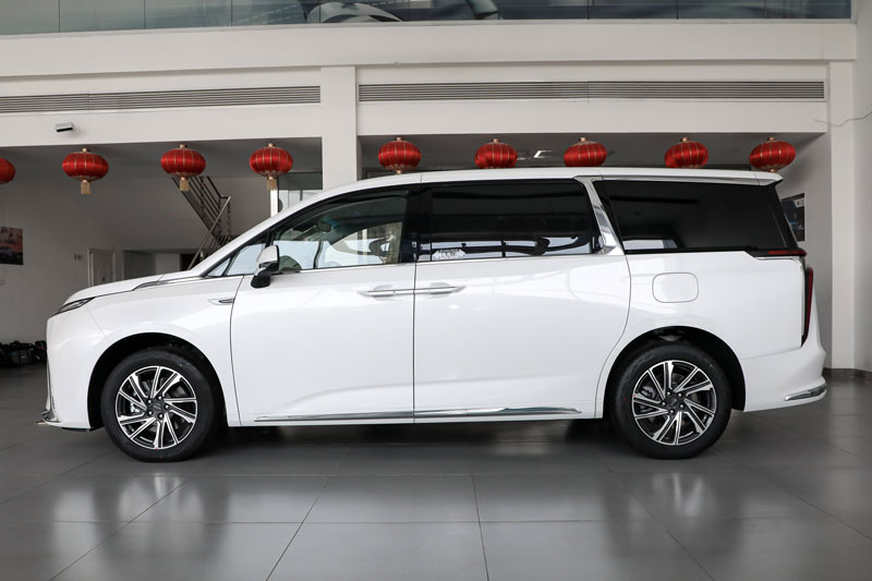 ‘Chuyên cơ mặt đất’ sử dụng động cơ tăng áp, nội thất sang chảnh, giá gần 650 triệu đồng