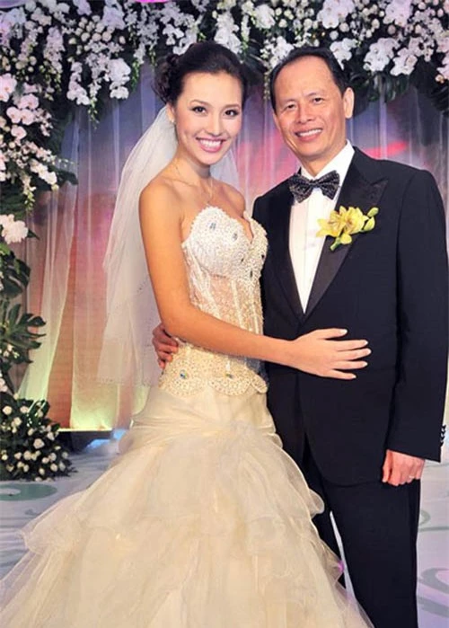 Huỳnh Thanh Tuyền từng gây bất ngờ khi cưới chồng đại gia hơn 27 tuổi, từng 2 đời vợ