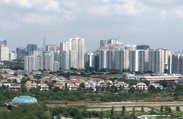 Thị trường bất động sản vướng mắc khi áp dụng Thông tư 06