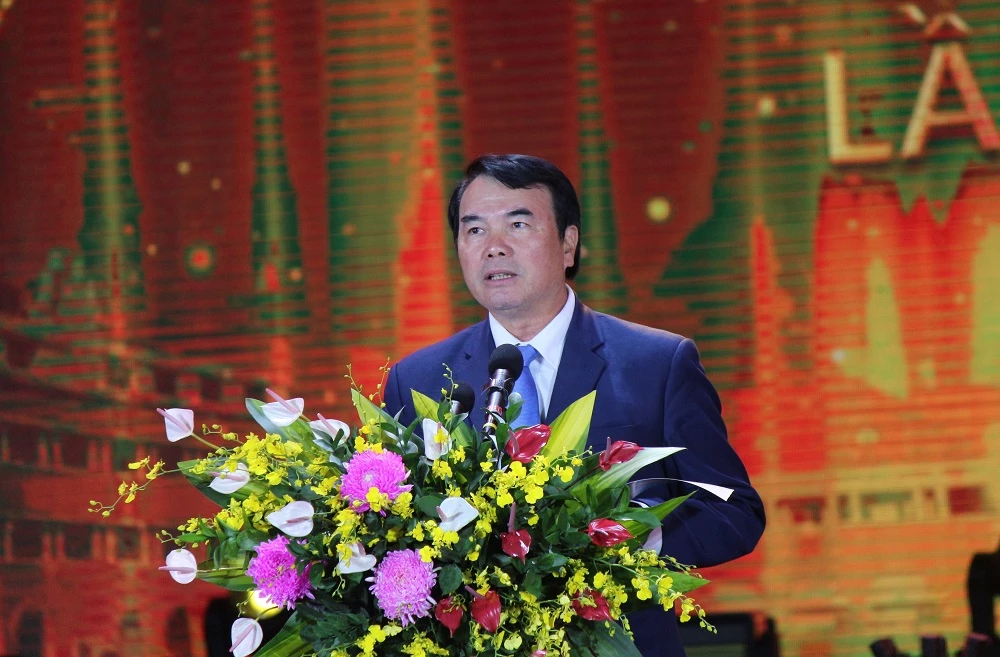 Phó Chủ tịch UBND tỉnh Lâm Đồng Phạm S chia sẻ tại khai mạc liên hoan phim.