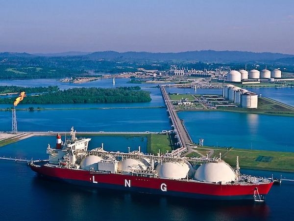Phát triển thị trường khí hóa lỏng: Doanh nghiệp "ngóng" cơ chế đặc thù