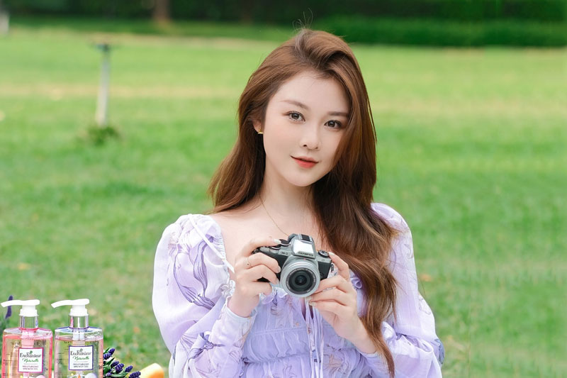 Nữ diễn viên người Gia Lai: 33 tuổi vẫn sở hữu khuôn mặt baby, có 4,3 triệu người theo dõi trên Facebook