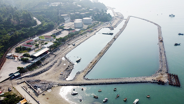 Thiếu đá hộc, thi công cảng Liên Chiểu Đà Nẵng gặp khó