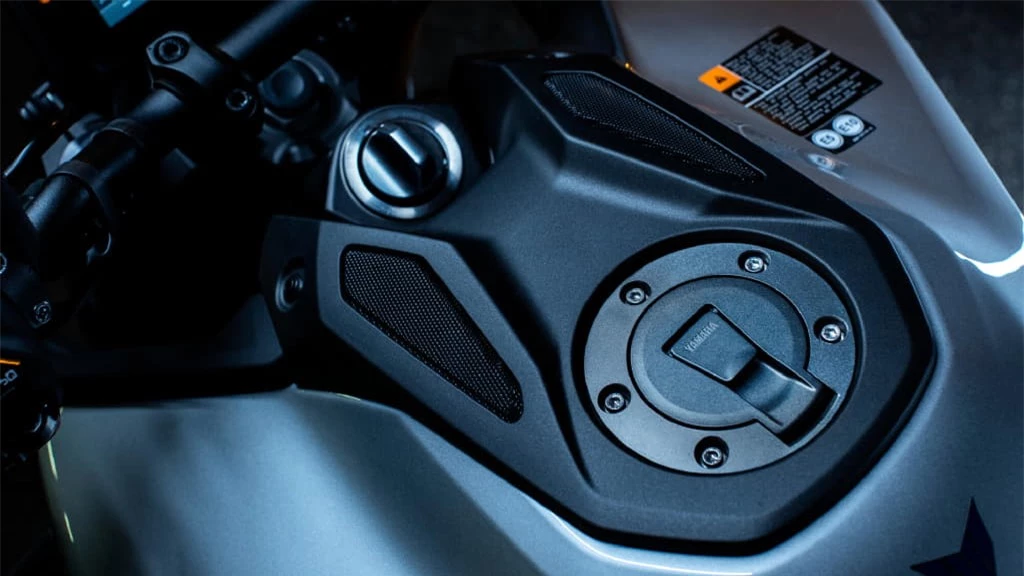Yamaha MT-09 SP 2023 lộ diện với nhiều nâng cấp mới, giá từ 300 triệu đồng - Ảnh 7.