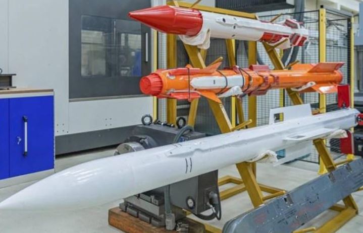 Chuyên gia: Tên lửa R-77 phá vỡ khả năng tàng hình của tiêm kích Su-57