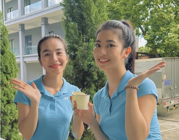 So kè cặp bạn thân 'hút' nhất Làng trong phố: Ai cũng Hoa khôi, Á khôi, học vấn thế nào?