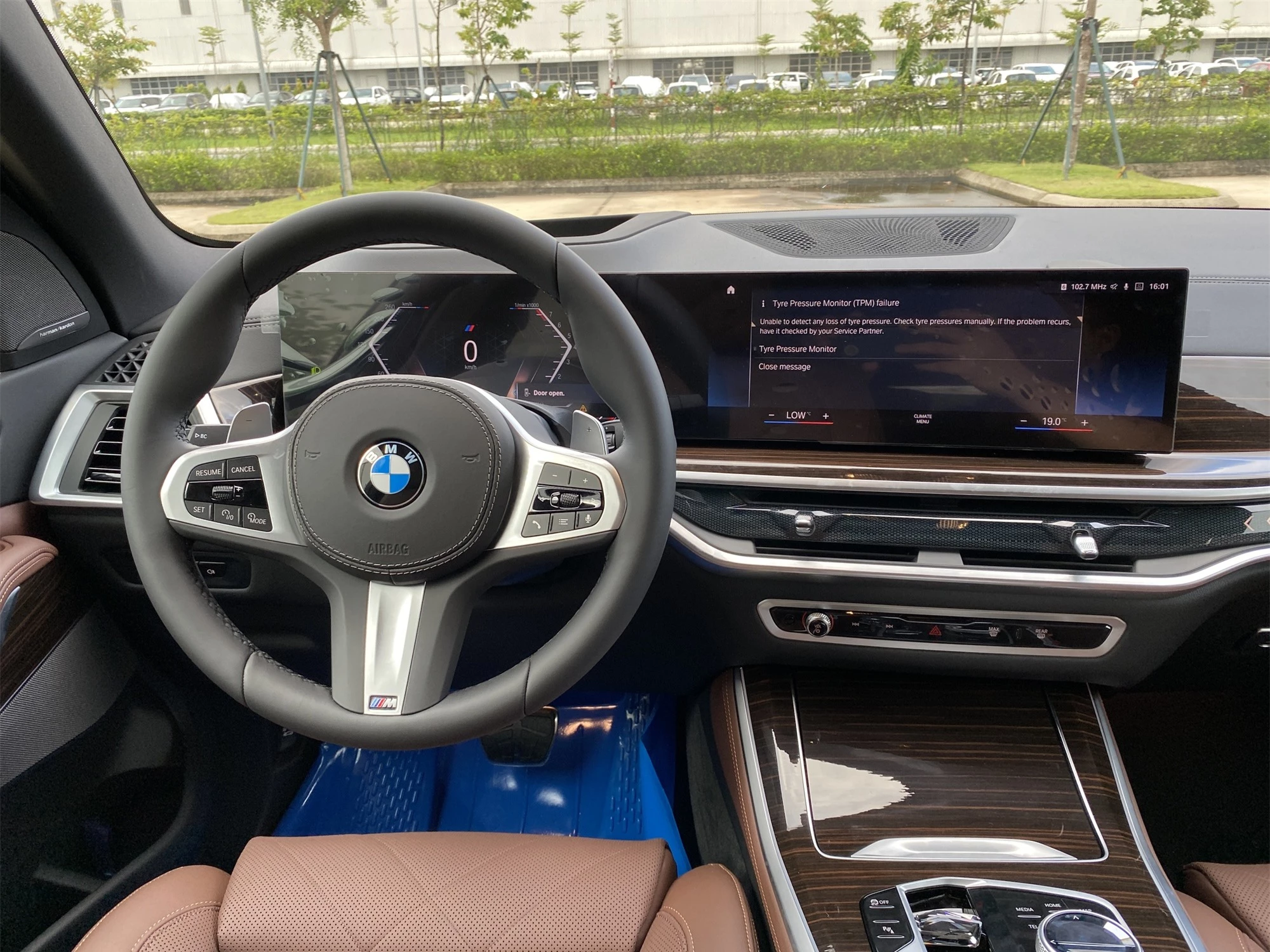 Chọn BMW X5 M Sport 2024 hay thêm 250 triệu lấy bản xLine đắt nhất, bảng so sánh này sẽ giúp bạn dễ lựa chọn- Ảnh 15.