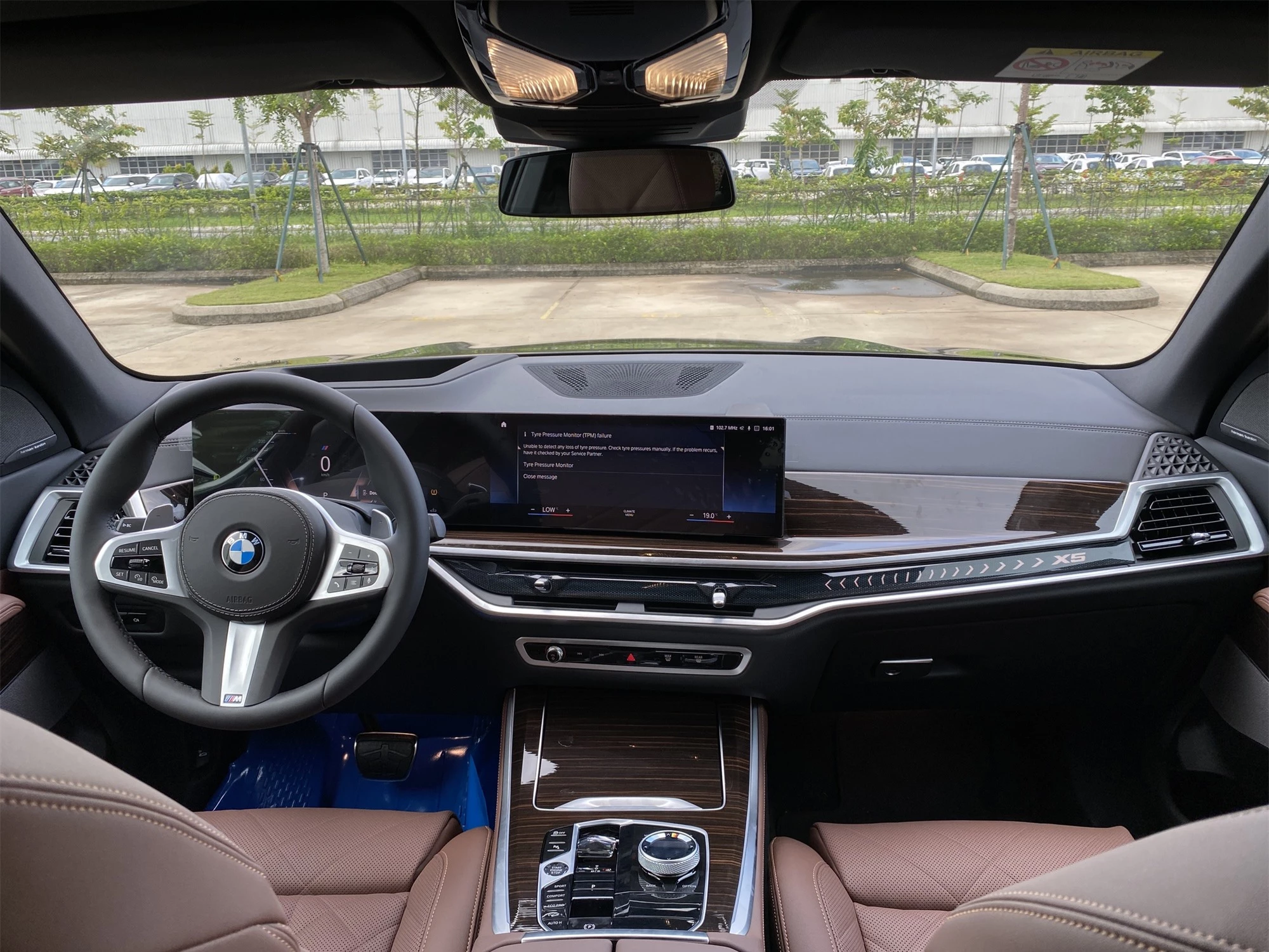 Chọn BMW X5 M Sport 2024 hay thêm 250 triệu lấy bản xLine đắt nhất, bảng so sánh này sẽ giúp bạn dễ lựa chọn- Ảnh 7.