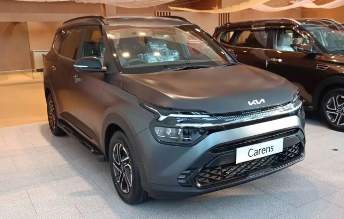 ‘Kỳ phùng địch thủ’ của Mitsubishi Xpander về đại lý: Giá 551 triệu đồng, thiết kế ‘ăn đứt’ Veloz Cross