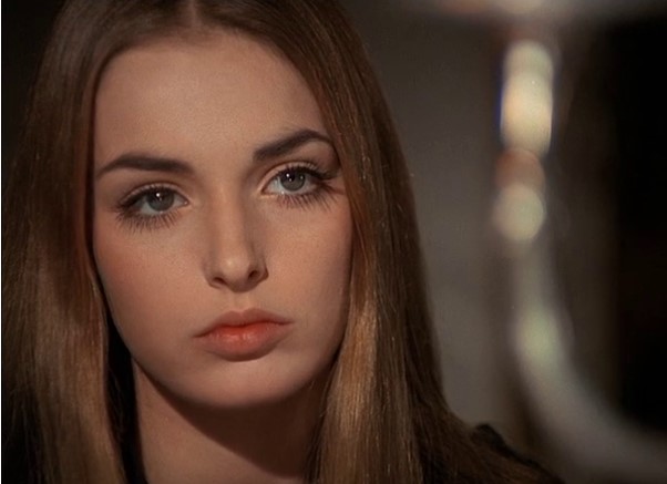 Bí quyết 'họa mặt' đỉnh cao của các đại minh tinh Hollywood