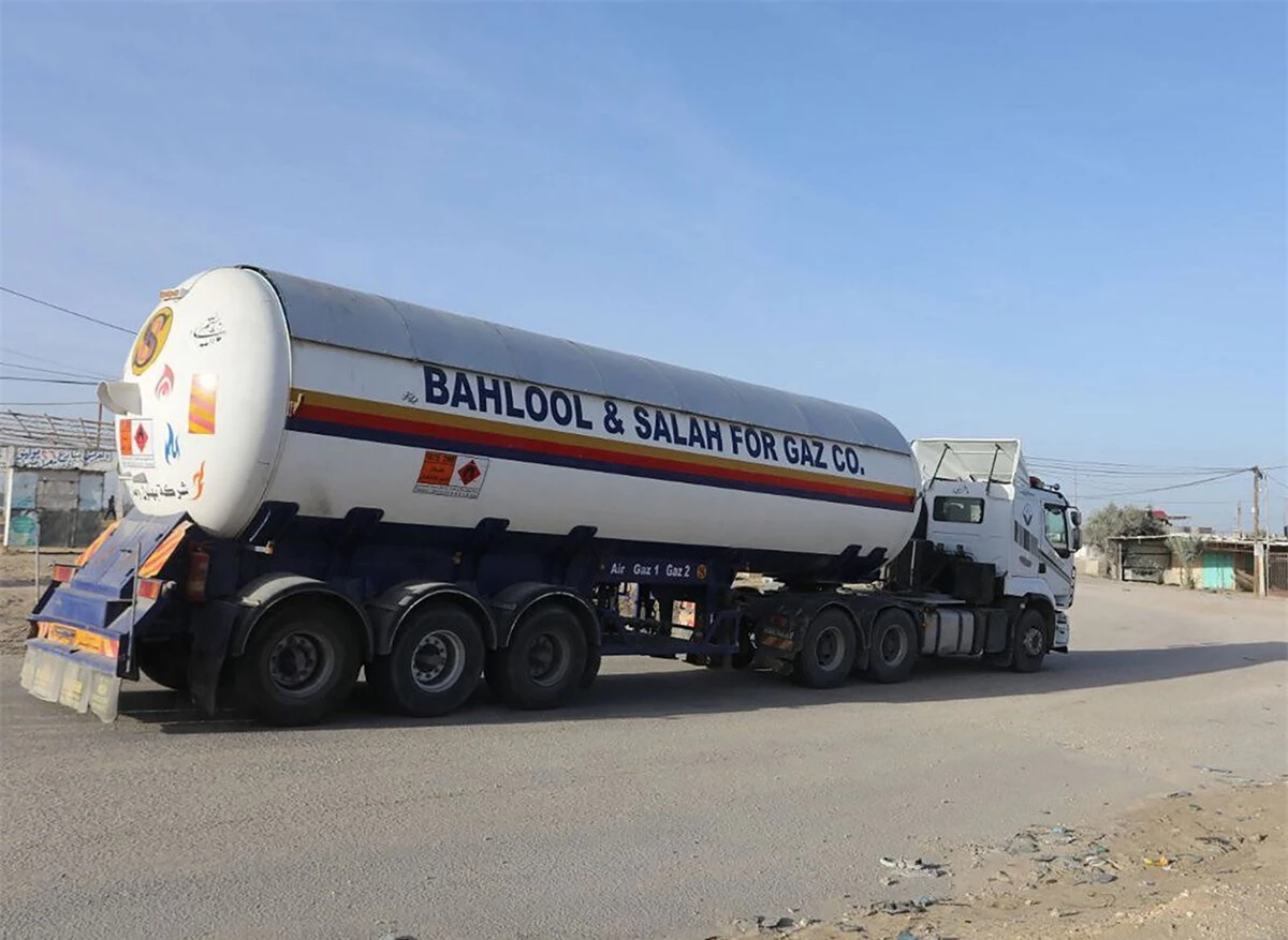 Ít nhất 7 xe tải chở nhiên liệu đã tiến vào Dải Gaza từ cửa khẩu Rafah.