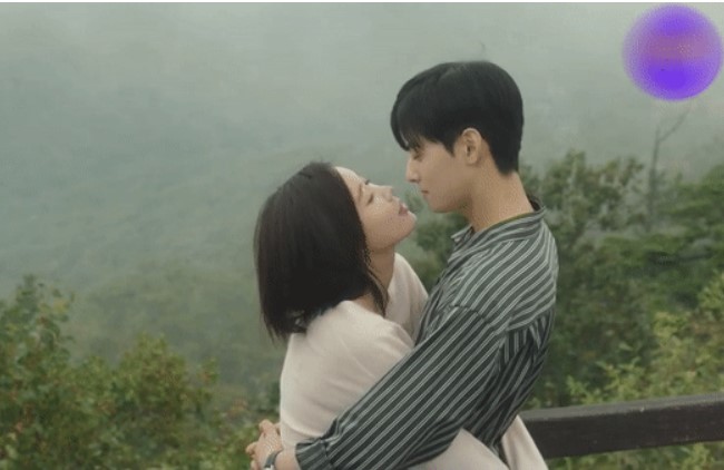 Minh tinh nhận hậu quả không ngờ sau 6 tiếng quay cảnh hôn với mỹ nam đẹp trai nhất Kpop Cha Eun Woo