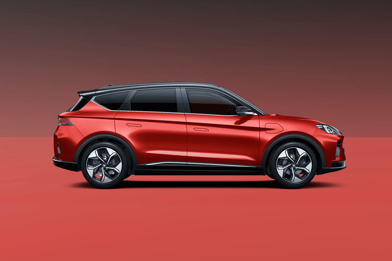 SUV lớn hơn Honda CR-V, công suất 435 mã lực, giá hơn 600 triệu đồng