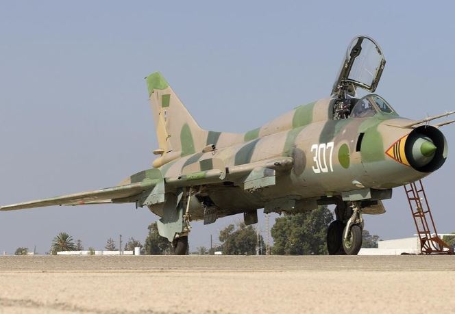 Ukraine huy động chiến đấu cơ Su-17 duy nhất còn trong biên chế