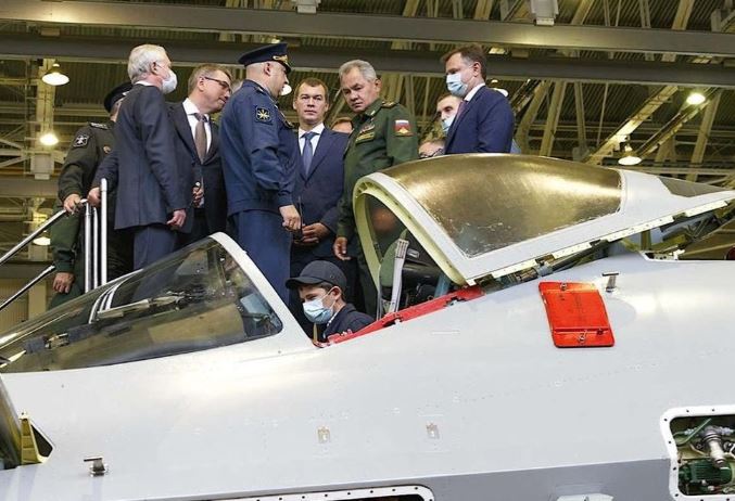 Động cơ giai đoạn hai Izdeliye 30 đã được Nga trang bị cho tiêm kích Su-57