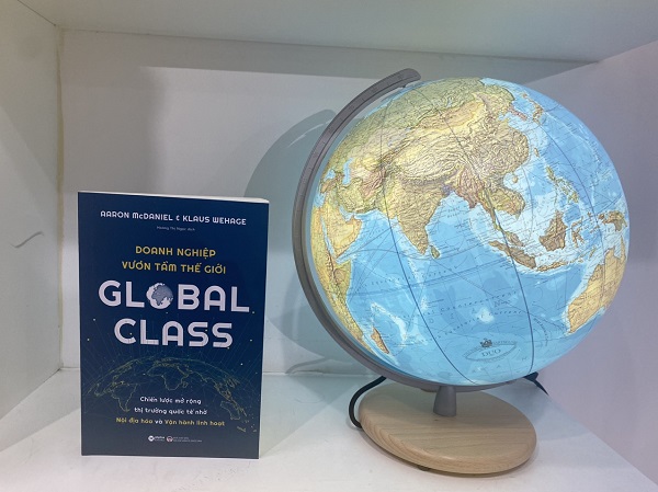 Ra mắt cuốn sách giúp doanh nghiệp thêm kiến thức để vươn tầm thế giới