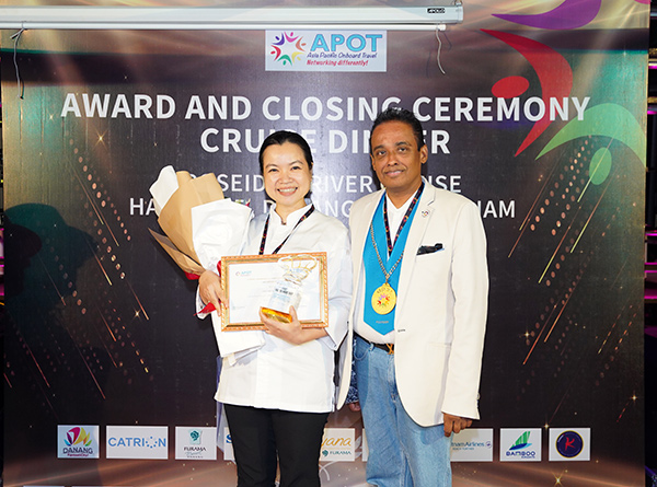 Vi&#x1EC7;t Nam gi&#xE0;nh gi&#x1EA3;i Nh&#x1EA5;t cu&#x1ED9;c thi &#x111;&#x1EA7;u b&#x1EBF;p qu&#x1ED1;c t&#x1EBF; t&#x1EA1;i APOT Asia 2023