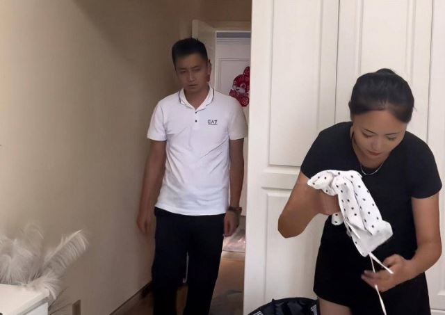 Cãi nhau với chồng vợ đòi về nhà mẹ đẻ, nhưng thấy việc chồng làm chị cảm động không đi nữa