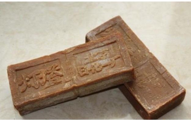 Không có xà phòng, người xưa gội đầu bằng cách nào? Hậu thế: 'Không phải tự nhiên mà tóc họ đen mượt đến vậy!'